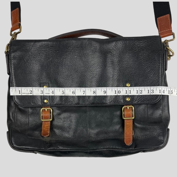 Fossil Men’s Defender Messenger Black Bag - Picture 9 of 11